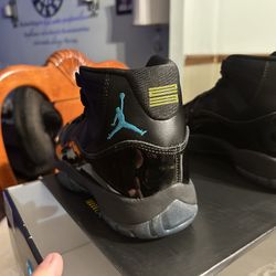 Jordan 11 Gamma Size 8 