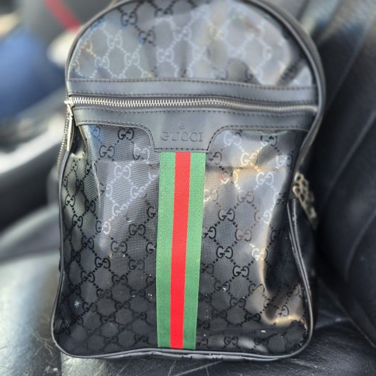 Gucci Medium GG Supreme Ophidia Backpack