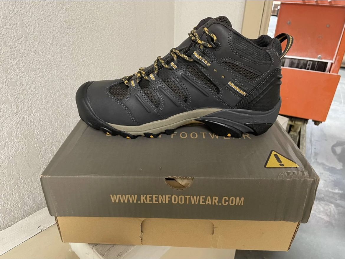KEEN STEAL TOE SHOES Lansing shoes for man, Raven/tawny olive still toe, SIZE 10.