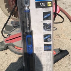 Torque Wrench 