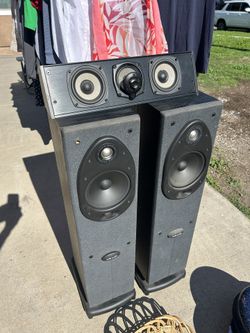 Mirage Omnisat V2 CC Center And Polk audio towers