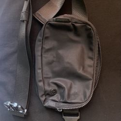 Lulu Lemon Fanny Pack 