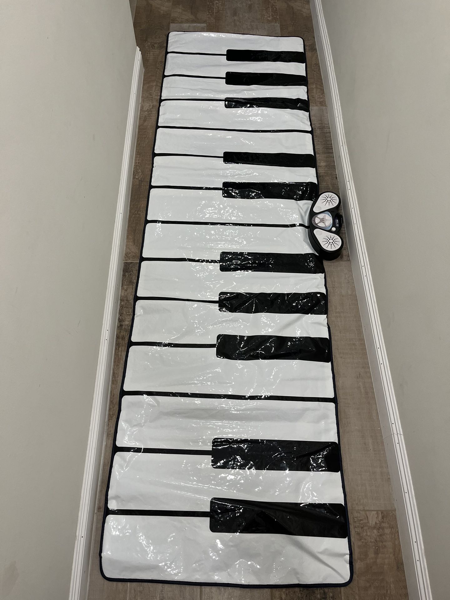 Sharper Image Giant Floor Piano Play Mat