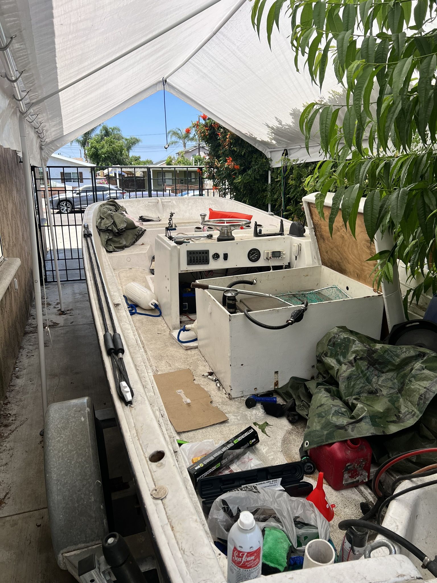 1973 Boston Whaler Katama 16’7” Classic