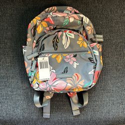 Very Bradley Women’s Lighten Up Essential Compact Backpack In Coastal Paradise