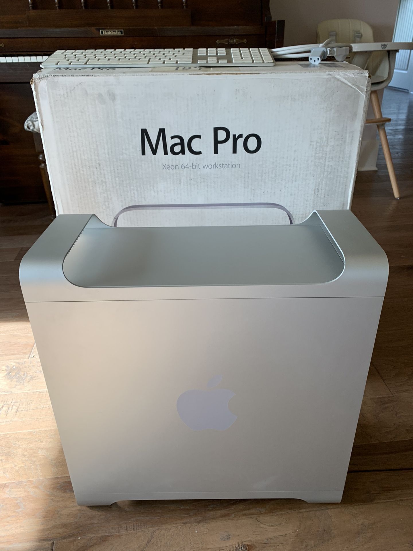 Apple Mac Pro 2010 (5,1)