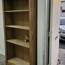 Free Book Shelf 