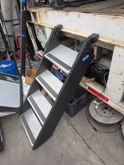 Morryde patio step RV toyhauler
