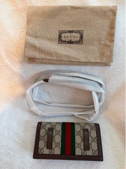 Gucci wallet w shoulder strap