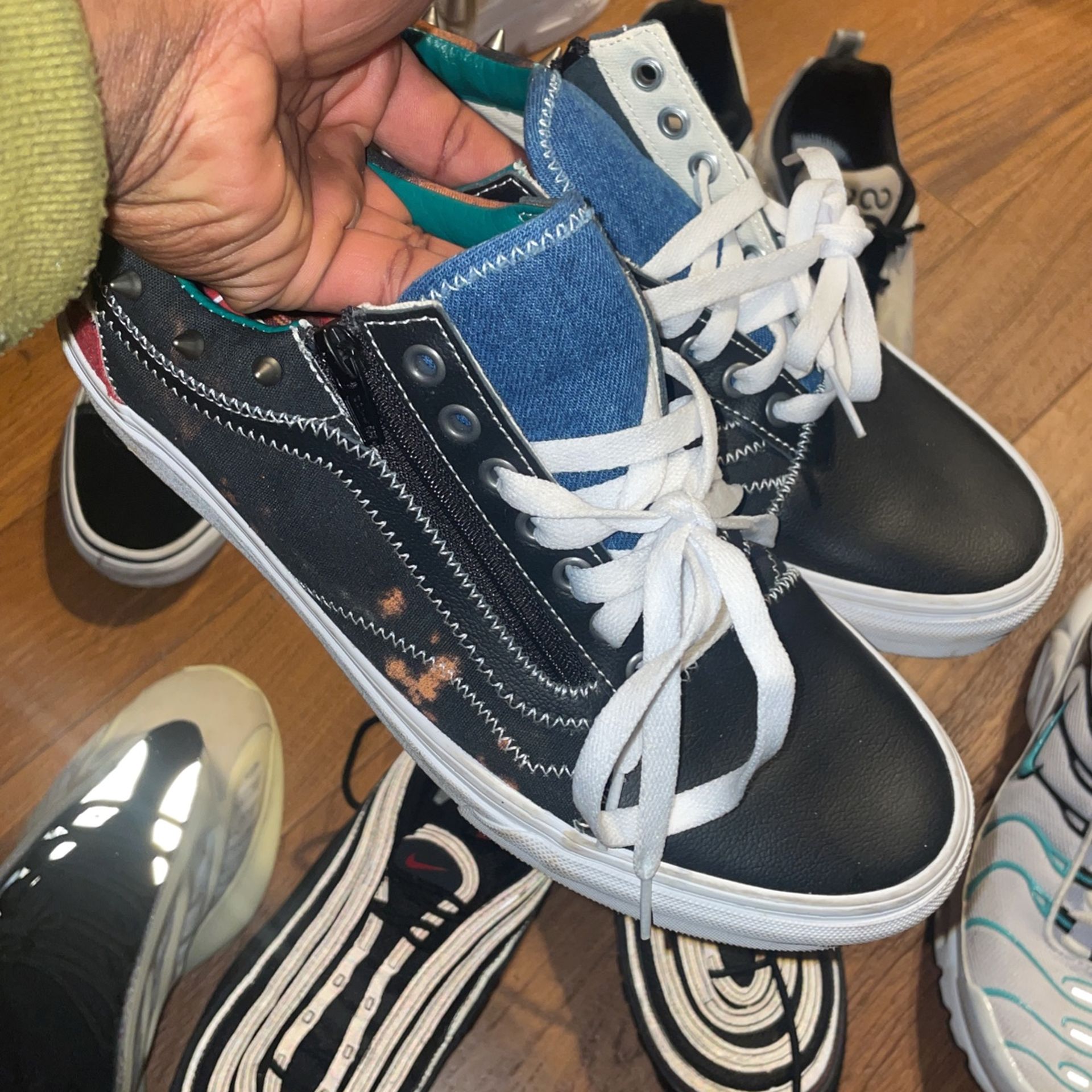 Vans