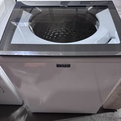 Maytag washer and dyer set