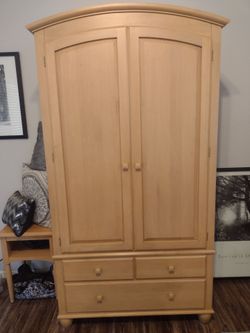 Ethan Allen American Dimensions Armoire