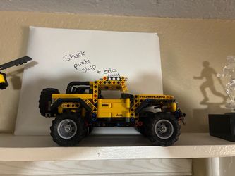 LEGO Technic Jeep Wrangler Rubicon 42122 – Built Display Model