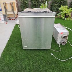 GE Monogram Dishwasher 