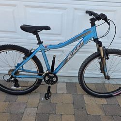 Specialized 26" Women 