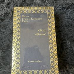 Baccarat Oud Silk Mood