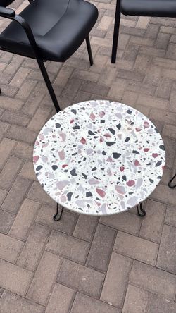 End table