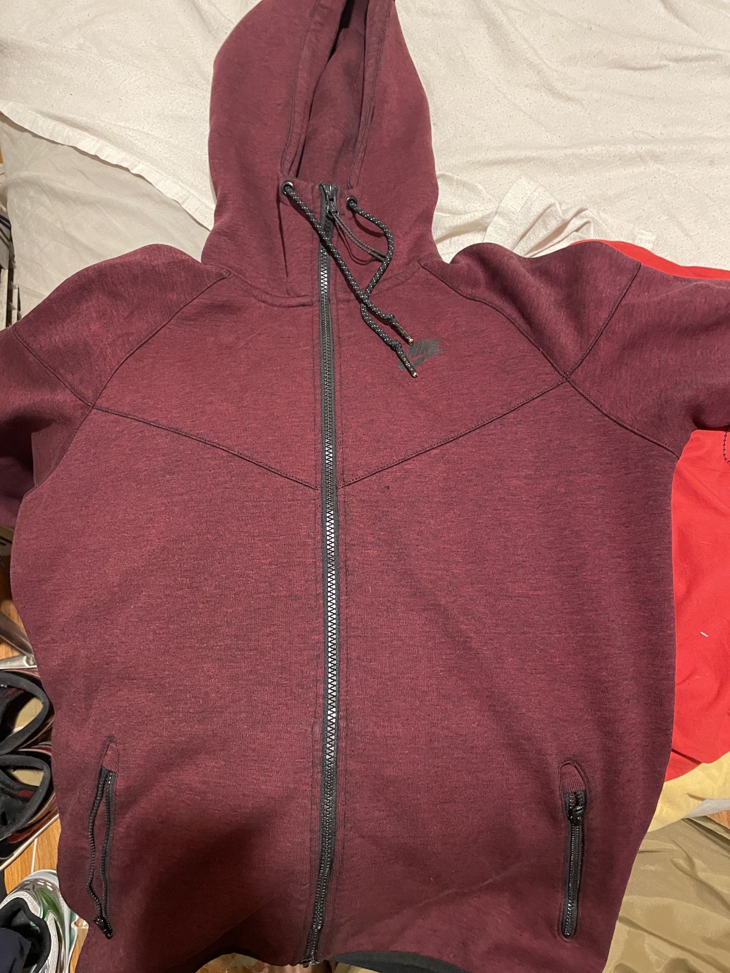 Nike Maroon Size M HOODIE TRADES OR 2 TEES ONLY