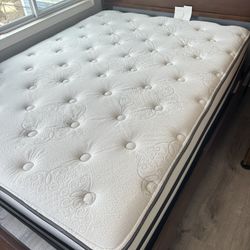 Queen Mattress 