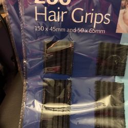 Bobby pins