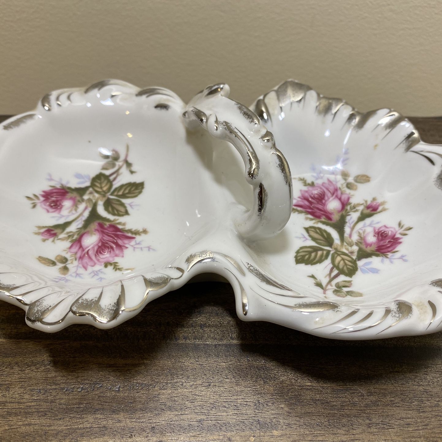 So Pretty VibtagePorcelain Vintage Divided Tray Dish With Handle Roses