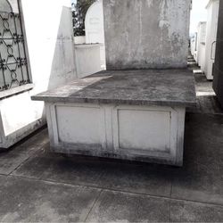 Cemetery Barrial Plot Guatemala / Mausoleum En Guatemala