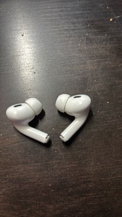 Apple 2nd generation white Air pods -no case -USB-C