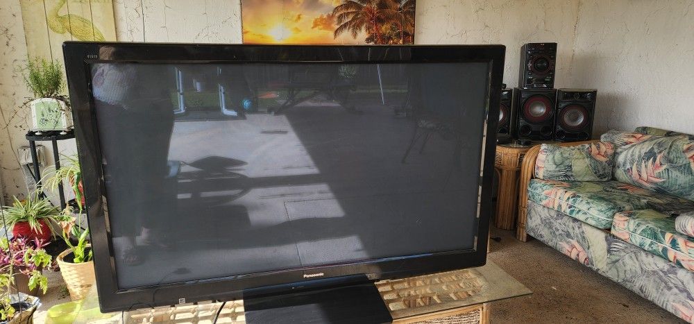 50" PANASONIC TV WITH SIM SD SLOT