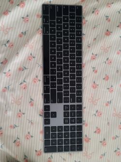 Apple  Wireless Magic Keyboard with Numeric Keypad