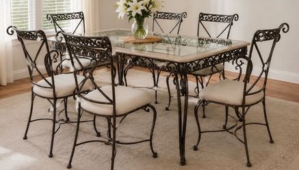 Dining set