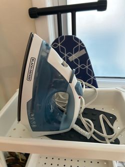 Black and decker iron