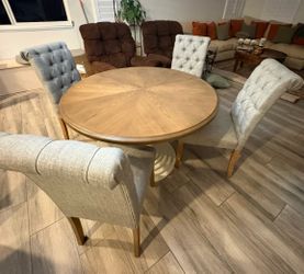 Round Dining Table Set w/ 4 Chairs