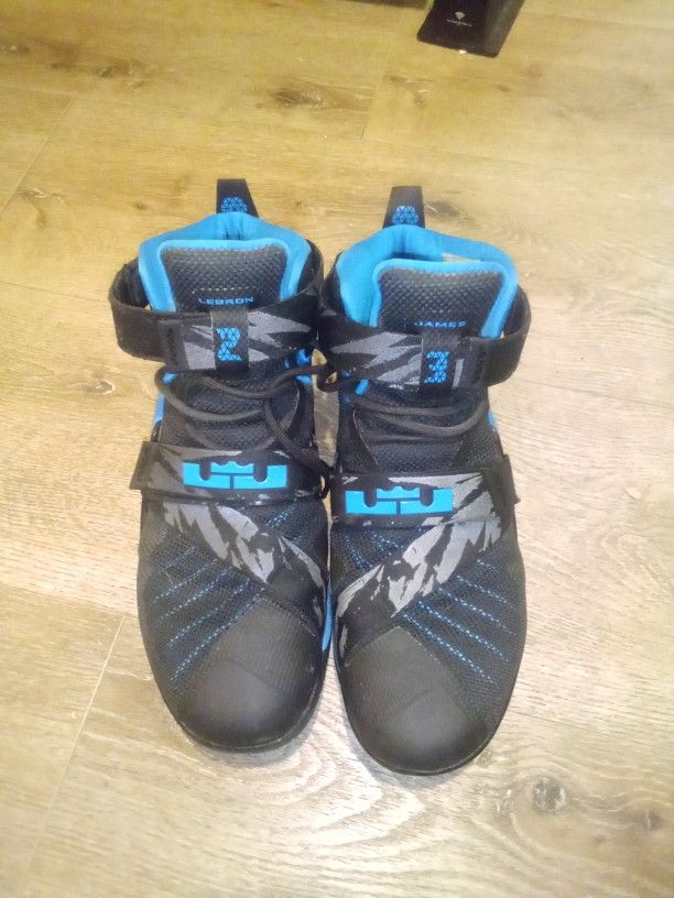 LeBron Soldier 9 PRM Soar Size 12