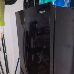 Refrigerator side by side with freezer OBO