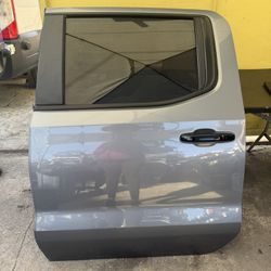 2019-2024 CHEVY SILVERADO REAR DRIVER SIDE DOOR 