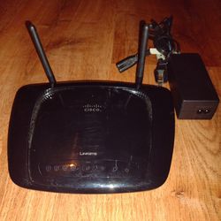 Cisco Linksys Wireless-N Broadband Router with Storage Link