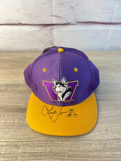 University Of Washington Huskies Signed Baseball Cap