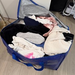 Assorted Clothing Lot Mostly Women’s Must Take Everything