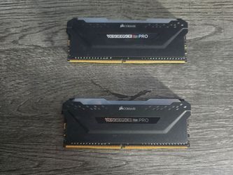 2x8GB Corsair Vengeance RGB Pro DDR4 3200MHz