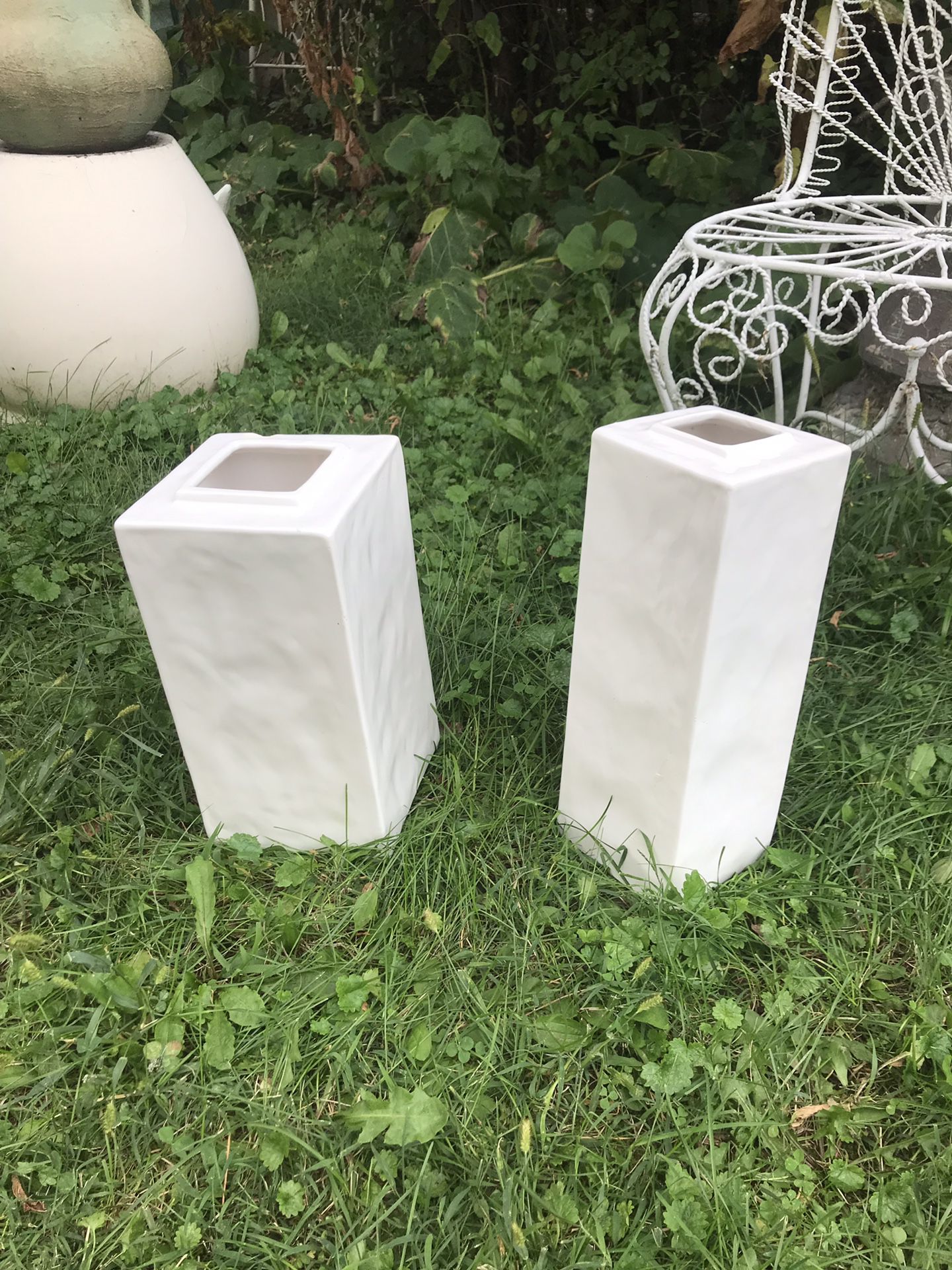 2 Decor Square Vases