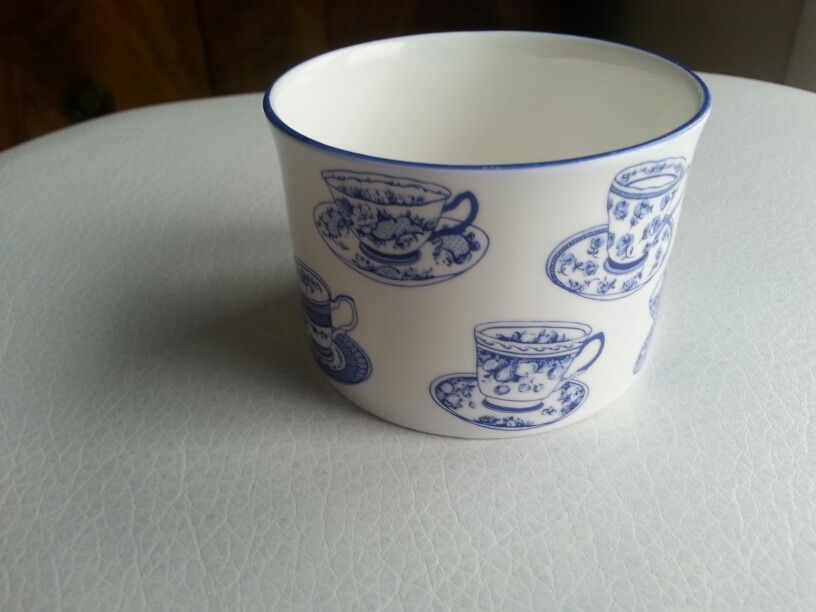 Royal Grafton China Blue pattern bowl