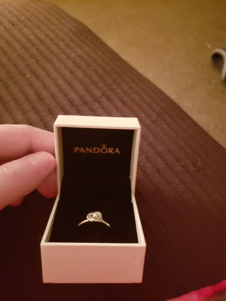 Pandora pearl ring