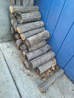 Fire wood. Fire log 🪵