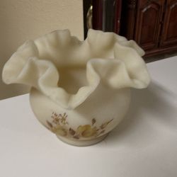 Fenton Custard Glass Ruffled Edge Rose Bowl Vase Hand painted Vintage
