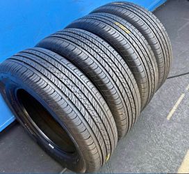 225/65/17 Continental 📍📍 Selling a set of 4 tires with 80% tread life remaining 📍🌟