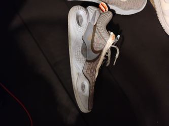 Nike 8.5