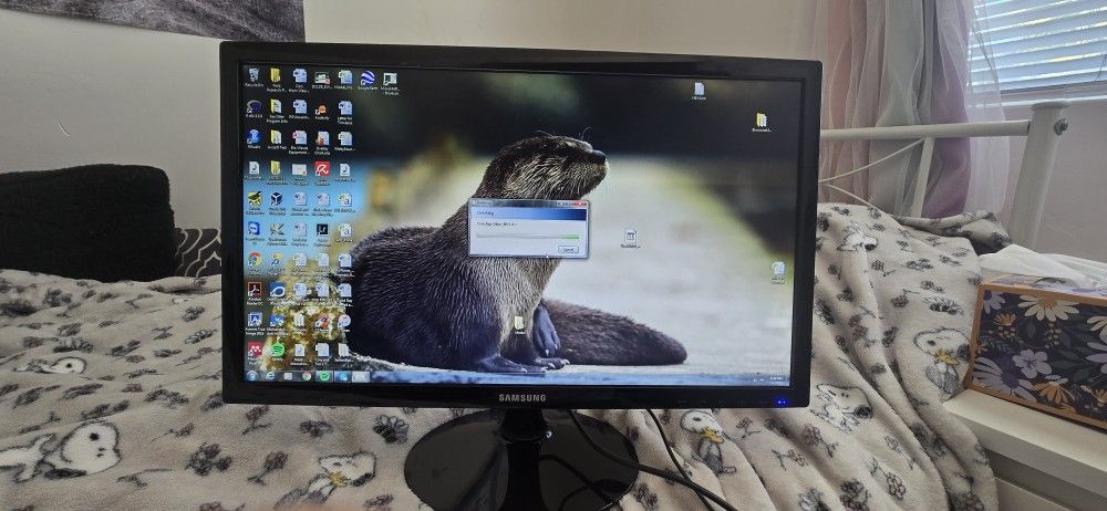 SAMSUNG S22D300NY 21.5" Full HD 1080p PC Monitor w/Power Supply & VGA CAble