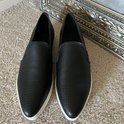 BRAND NEW Woman’s VINCE Black Slip On Shoe Size 10