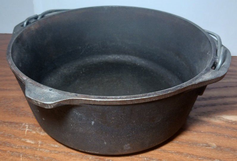 Lodge Cast Iron Cook It All for Sale in Stanwood, WA - OfferUp