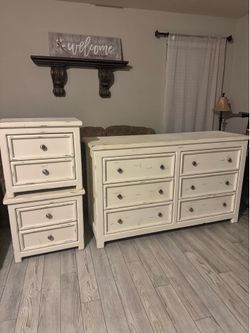 Dresser & night stands